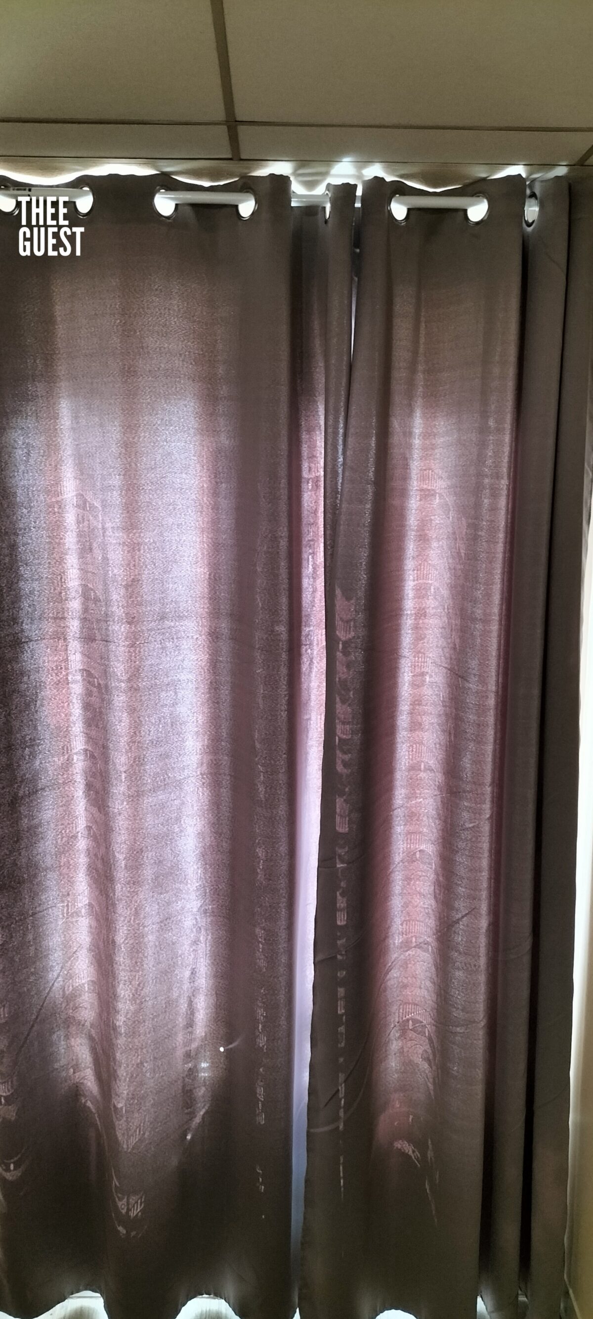 Blackout curtains Jarry Confort hotel review Thee Guest