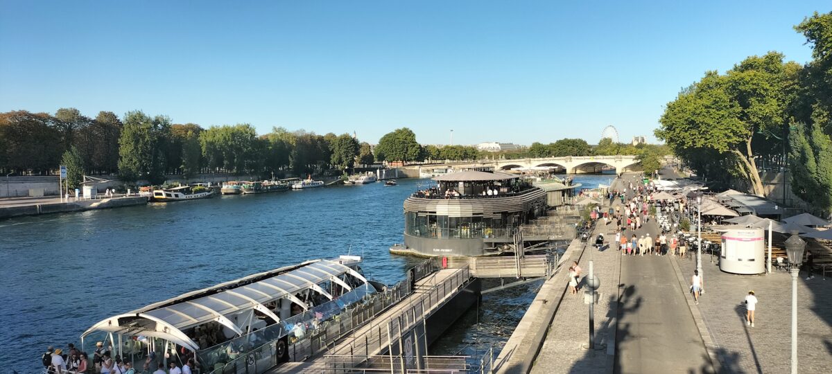 Vue du Pont Alexandre III Promenade Voie Georges Pompidou