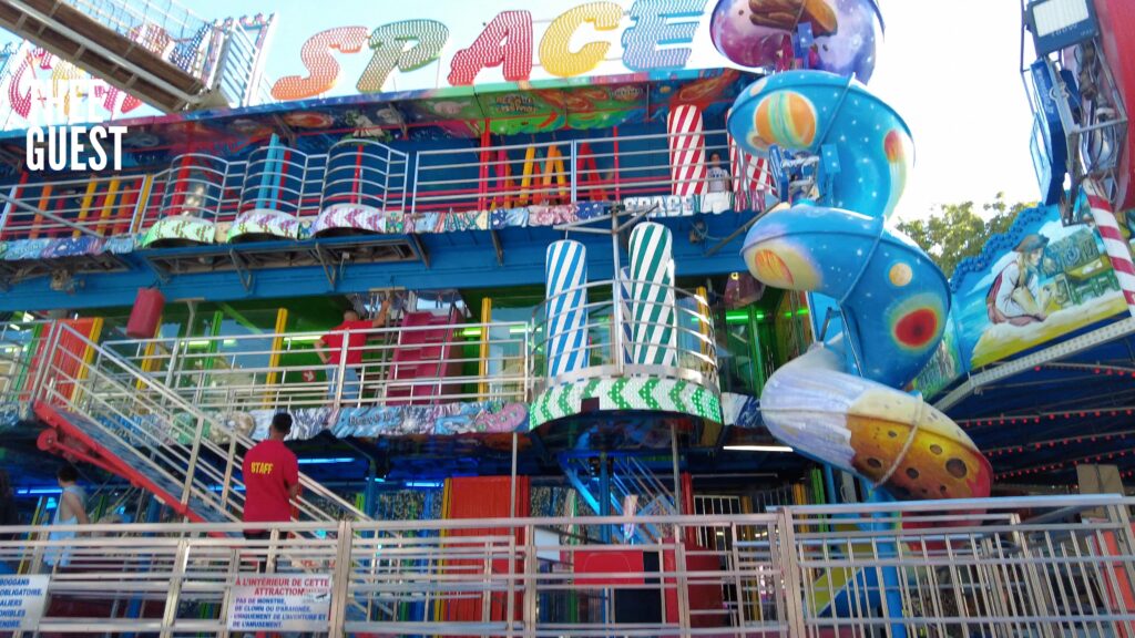 Walk in Paris Arc de Triomphe du Carrousel Tuileries Funfair Attraction 15 Thee Guest