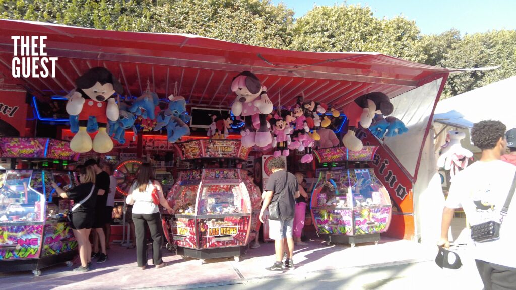 Walk in Paris Arc de Triomphe du Carrousel Tuileries Funfair Attraction 10 Thee Guest
