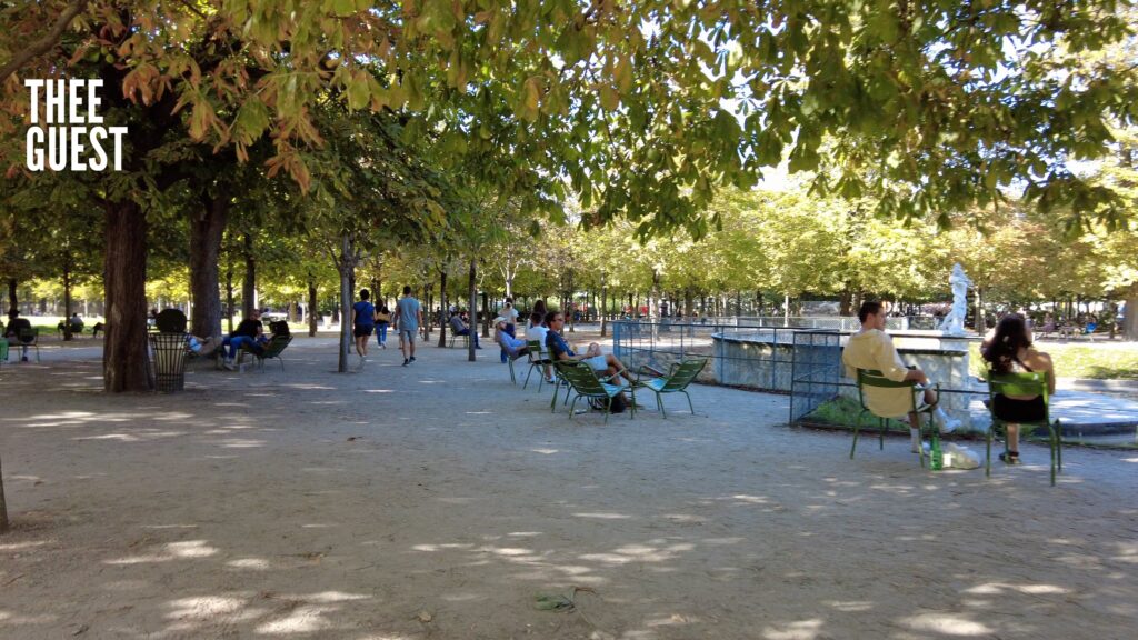 Walk in Paris Arc de Triomphe du Carrousel Tuileries Funfair pond Thee Guest
